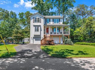 233 Circle Rd, Pasadena, MD 21122