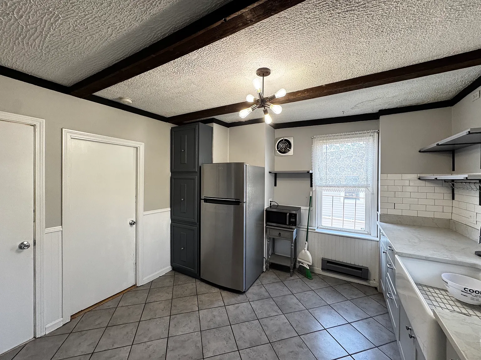 2 bed, 800 sqft, $3,200 — Photo 4