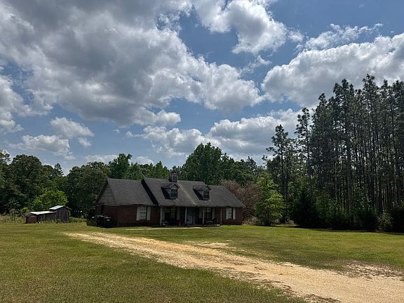 3rd image of 57611 Mary Hadley Rd