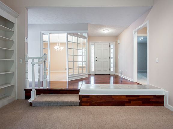 5th image of 2630 Camden Glen Ct