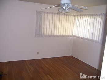 3rd image of 3128 N 8th St