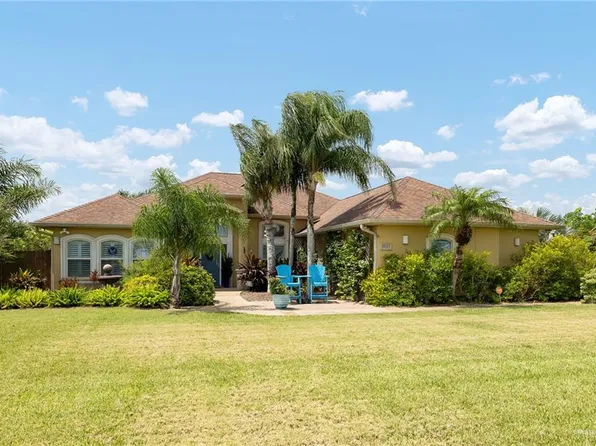39758 Palm Dr, Bayview, TX 78566