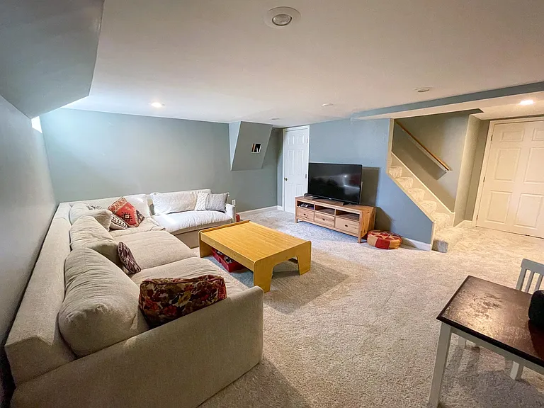 1609 Carolyn Dr — Photo 39