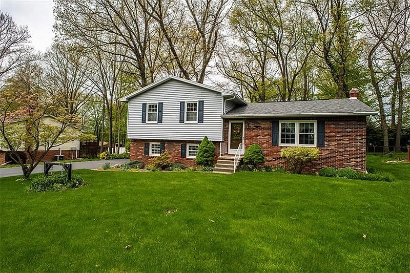 1st image of 5145 Redwood Dr