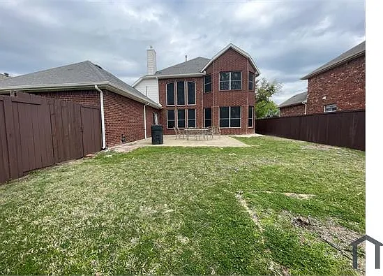 513 Hickory Dr — Photo 15