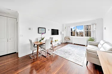 400 East 54th Street, #26D