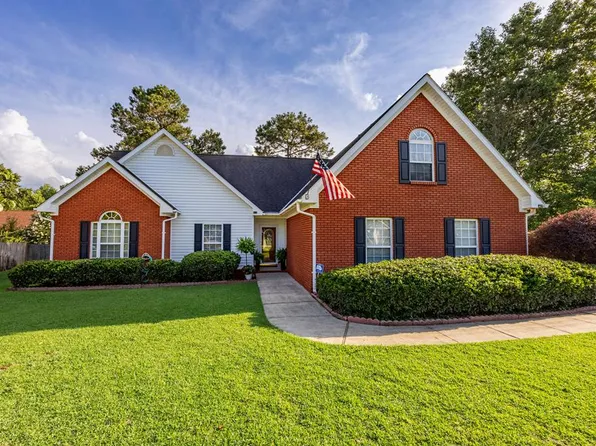 107 Fox Lair Ct, Dothan, AL 36305