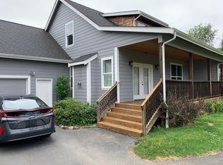 1001 1st St, Steilacoom, WA 98388