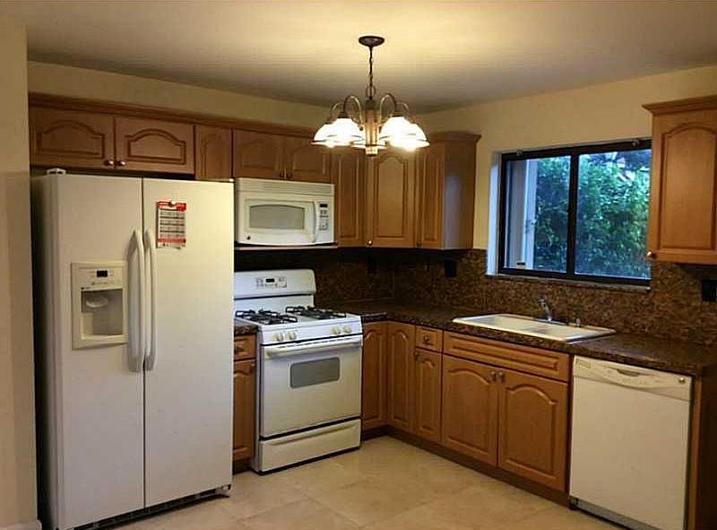 House-for-Rent-in-Kendall