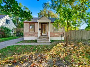 967 Merivale Rd, Ottawa, ON K1Z 6A3