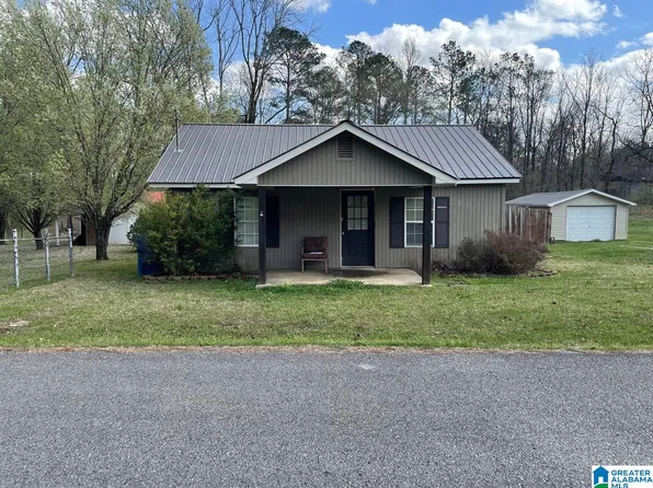 1080 Clanton St, Attalla, AL 35954