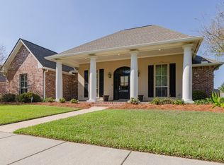 37266 S Lakeshore Ave, Prairieville, LA 70769