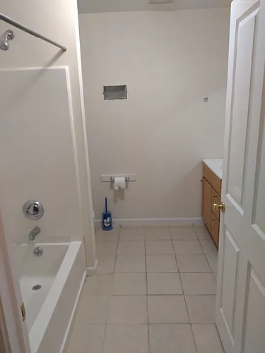 2021 Fairmount Ave #2-F Photo 1