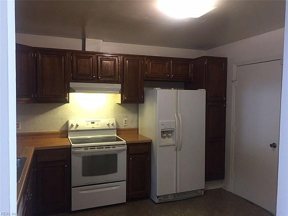 4th image of 4830 Afton Ct