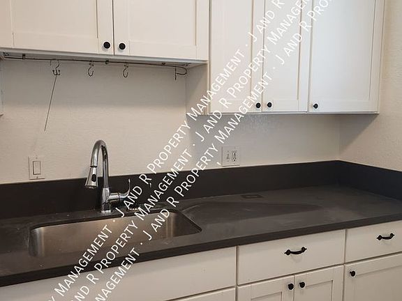 5th image of 8084 Center Pkwy