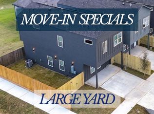 1203 Dewalt St, Houston, TX 77088