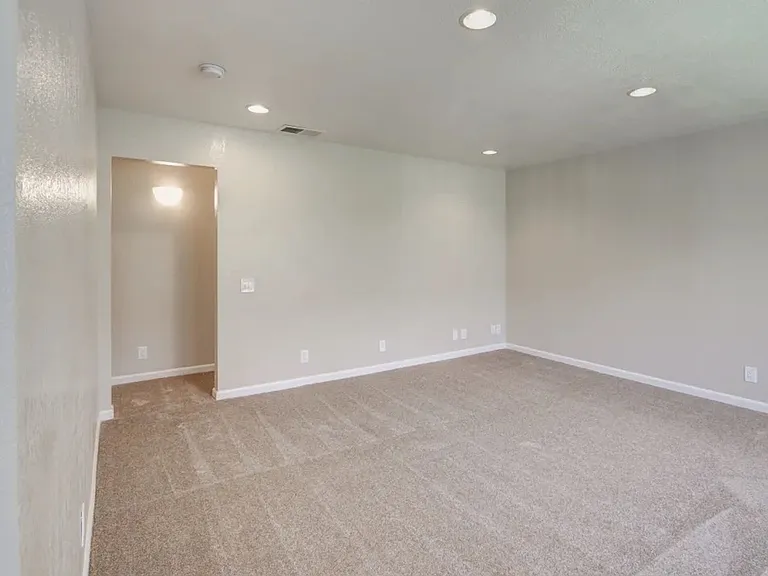 CityPlace Apartments — Photo 17