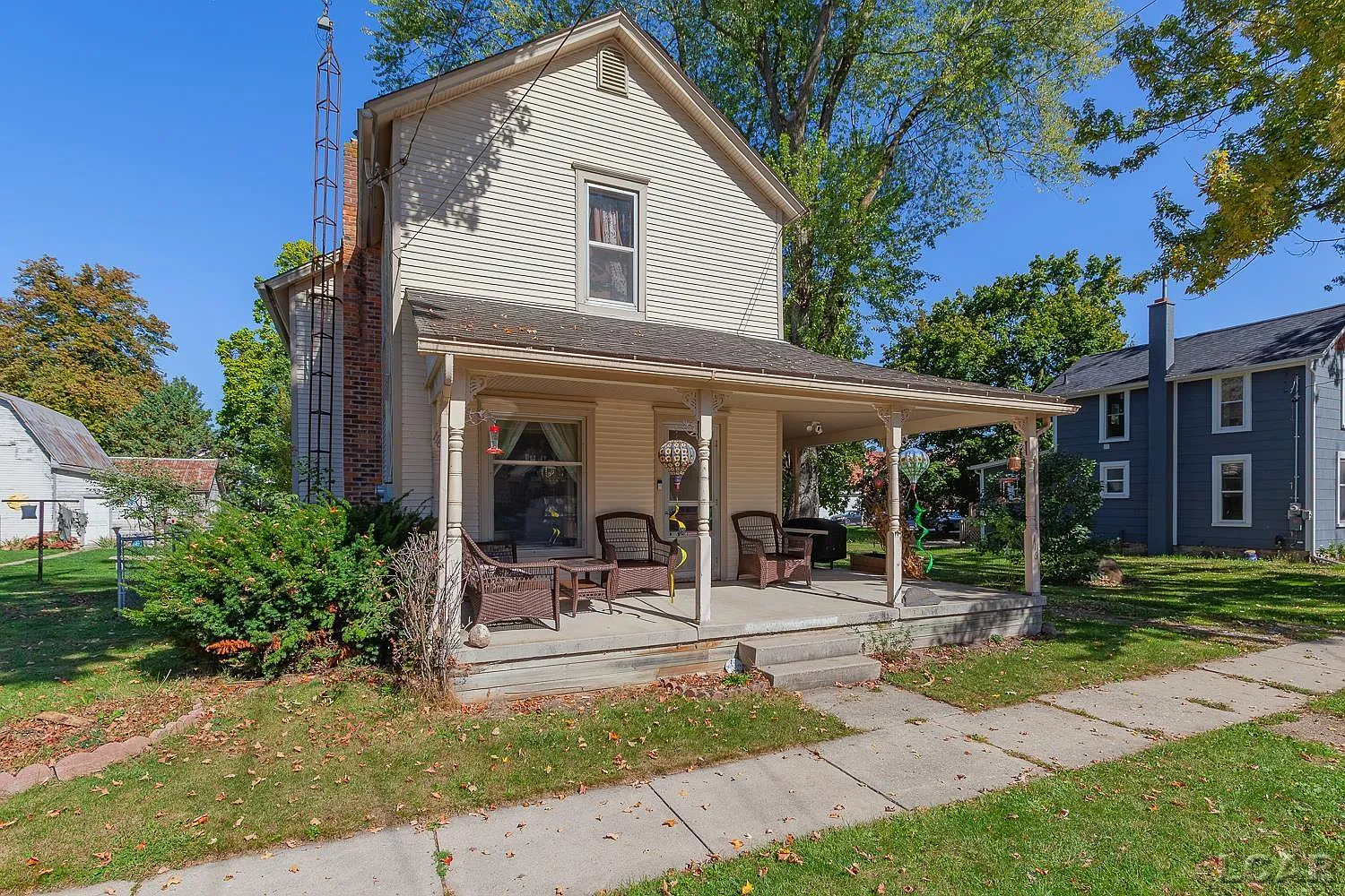 116 W 4th St photo 1
