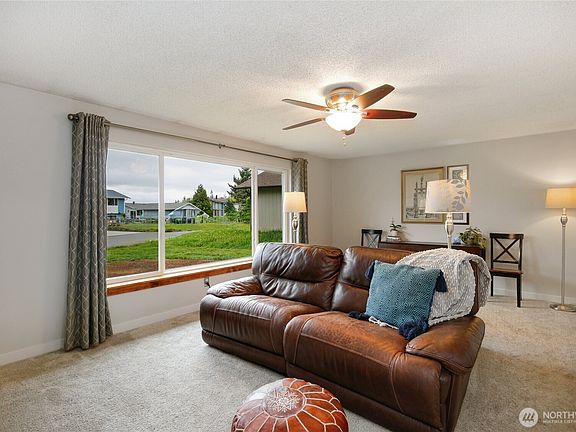 4th image of 7005 Thebes Street NE