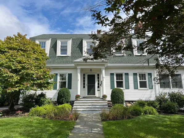 73 Congress St, Milford, MA 01757