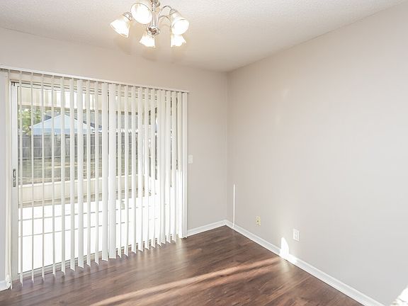 5th image of 1626 Crossridge Dr