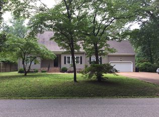 118 E Branch Rd, Yorktown, VA 23692