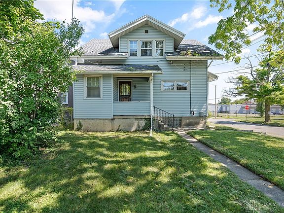 3rd image of 45 Grosvenor Ave