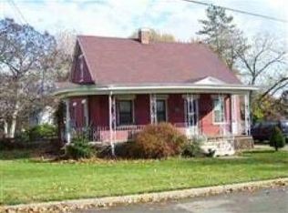 357 N Avenue B, Canton, IL 61520