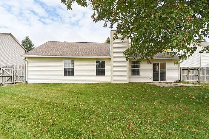 8335 Eagles Nest Dr — Photo 20