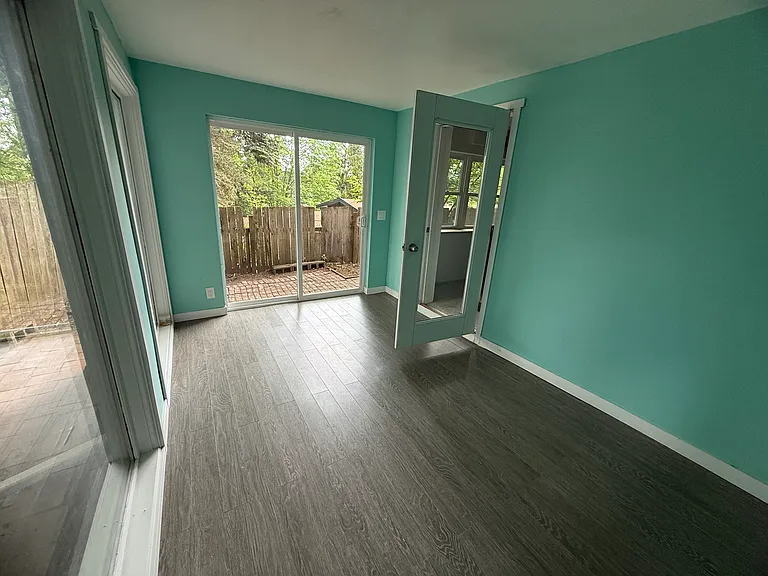 10702 SE 3rd St — Photo 23