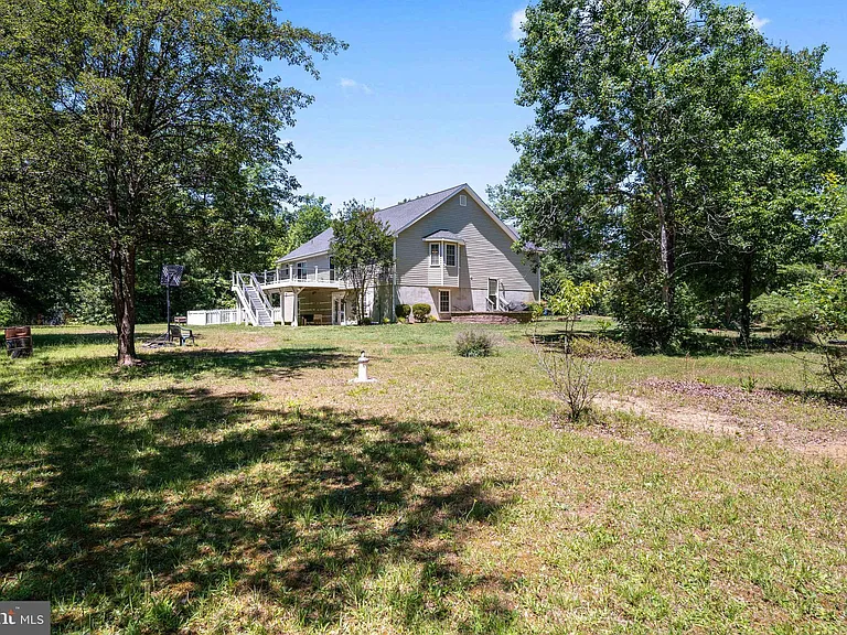 8009 Burrell Rd — Photo 55