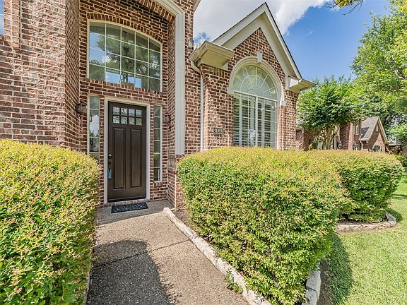 3rd image of 4589 Mackey Ct
