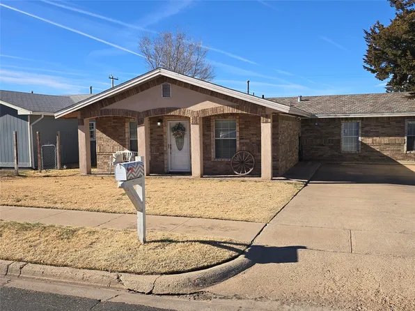 1121 Elmore St, Borger, TX 79007