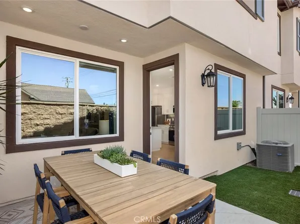 7005 Solara Way, Westminster, CA 92683