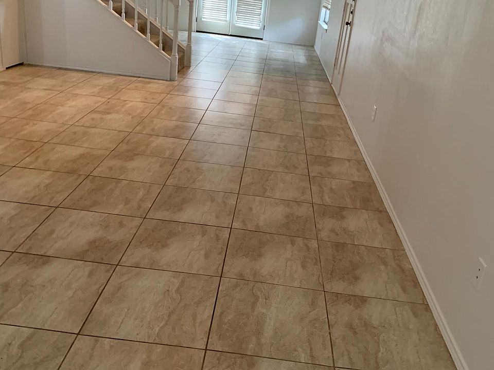 1st image of 1409 Palmnold Cir E