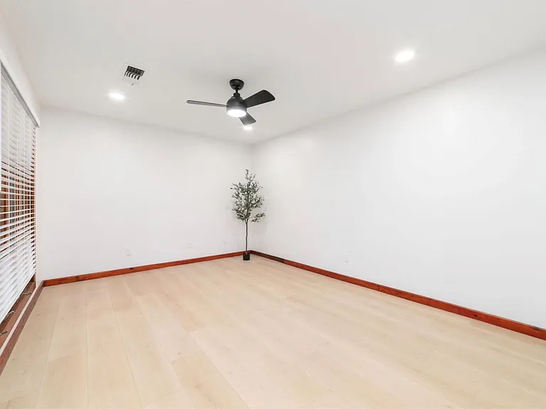 11411 Ash Creek Dr — Photo 26