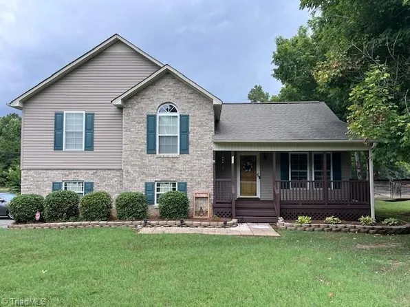 112 Sowers Pl, Lexington, NC 27295