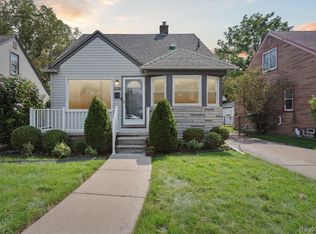 1621 Leblanc St, Lincoln Park, MI 48146