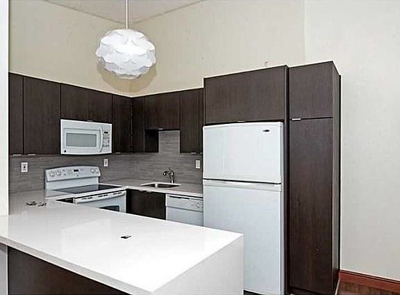 3rd image of 4950 NW 102nd Ave APT 204