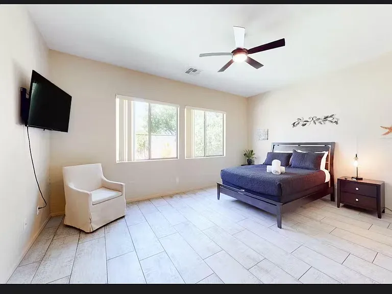 3010 W Espartero Way — Photo 24