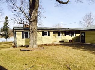 W1826 Circle Dr, Sullivan, WI 53178