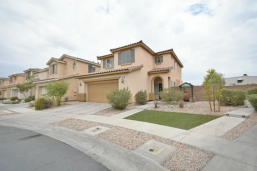 681 Summit Valley Ln Photo 1