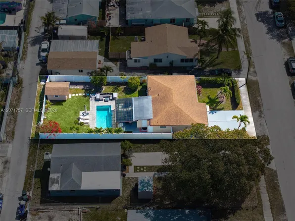 1935 Arthur St, Hollywood, FL 33020