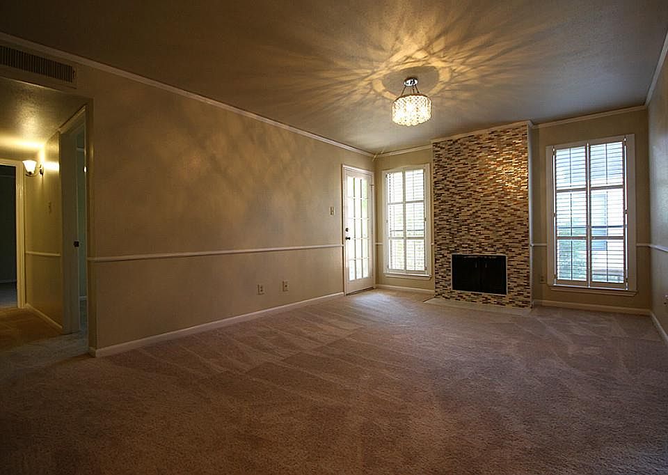 1st image of 1601 S Shepherd Dr APT 226