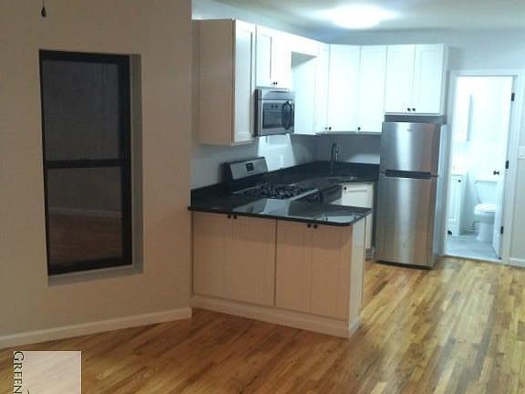 3rd image of 43 Underhill Ave #3