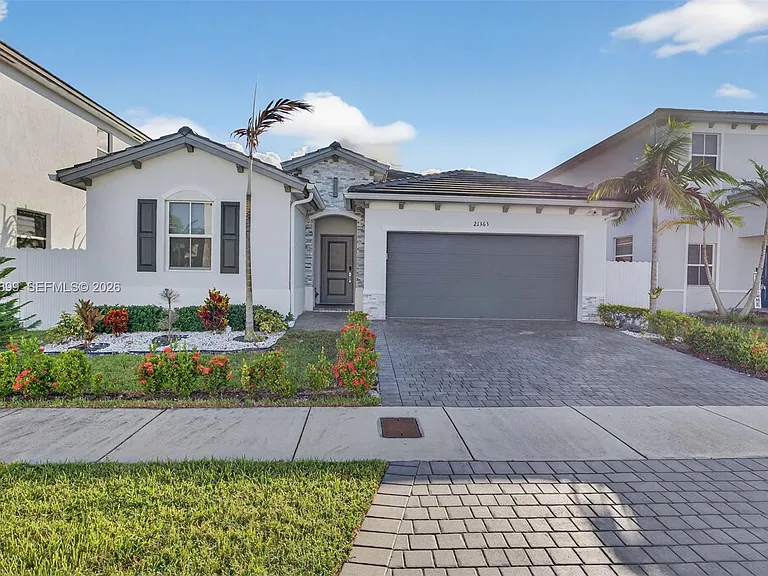 21363 SW 127th Ct — Photo 1