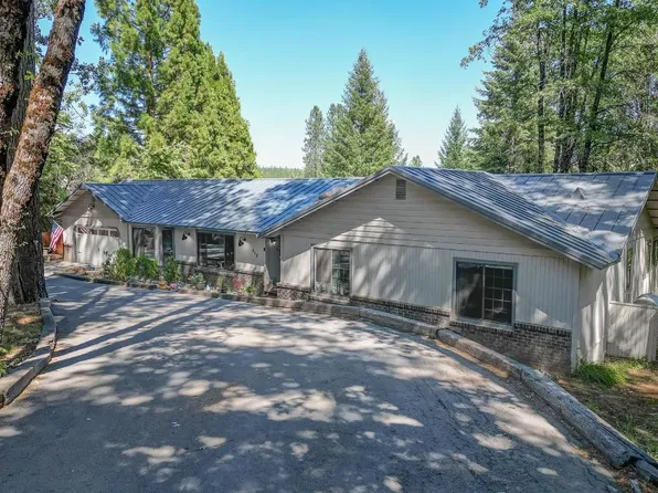 612 Oak St, McCloud, CA 96057