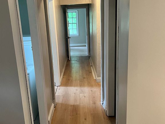 4th image of 501 2nd St NW