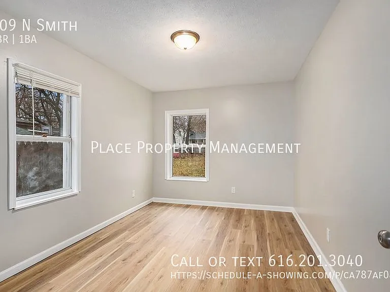 409 N Smith St — Photo 7