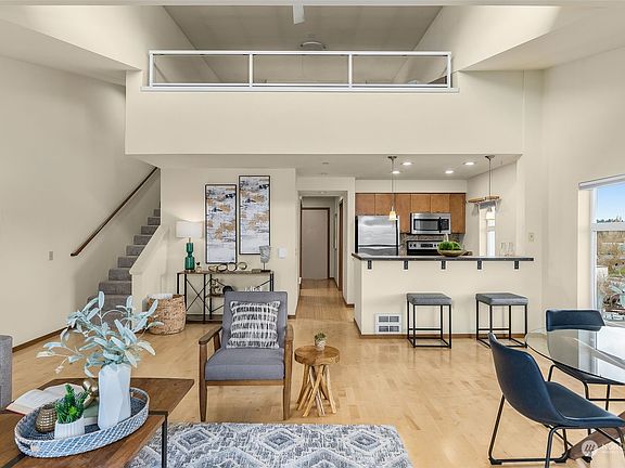 2nd image of 12334 31st Avenue NE #601